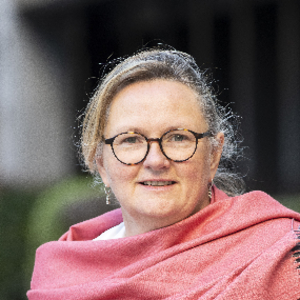Veronique LEZIER